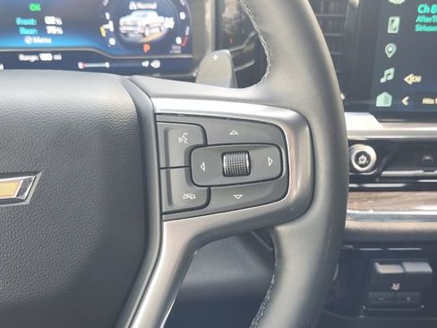 Used 2024 Chevrolet Silverado 1500 LTZ w/ LTZ Convenience Package II AWD/4WD image 29