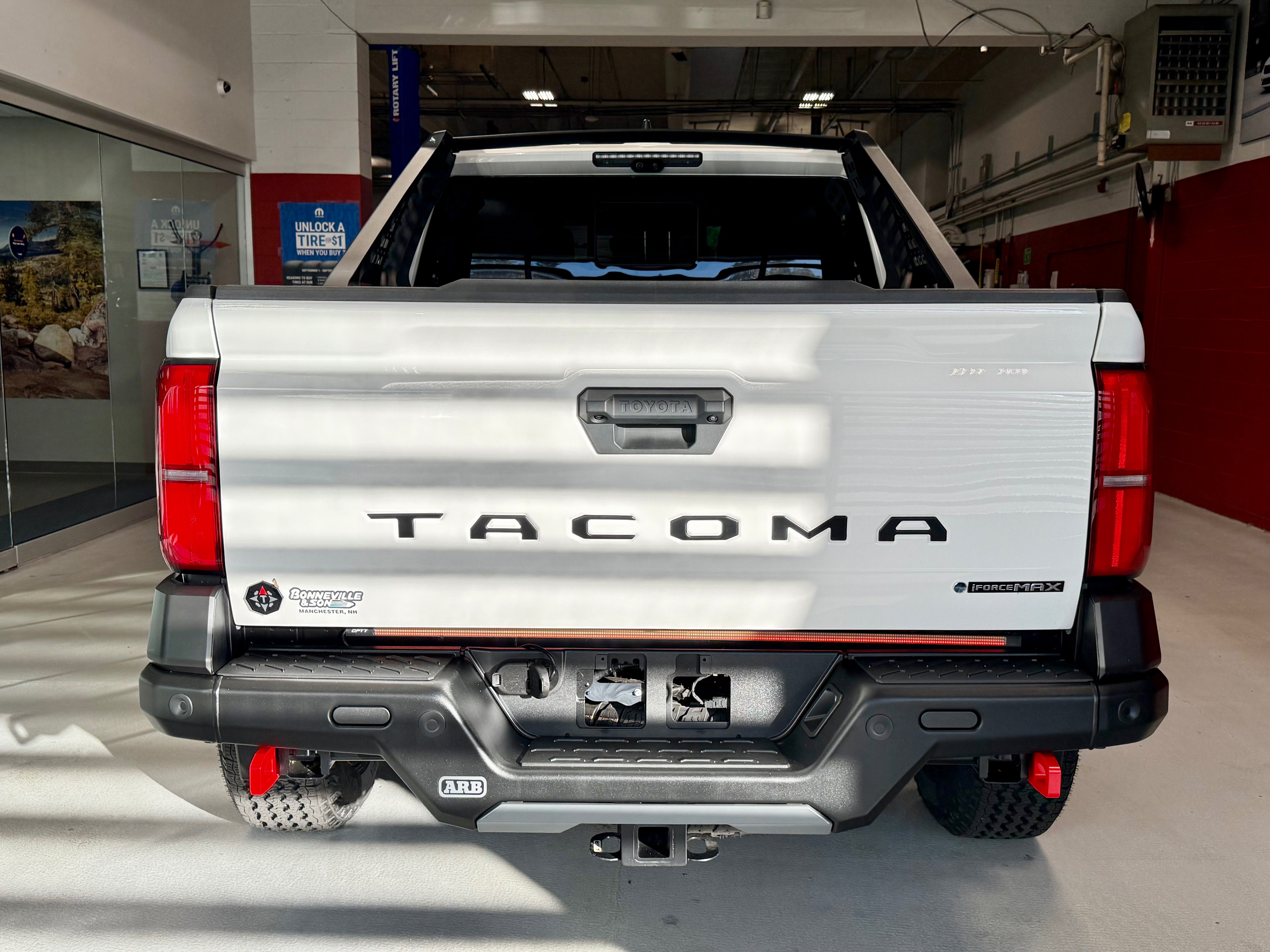 Used 2024 Toyota Tacoma 4x4 Double Cab Hybrid image 6