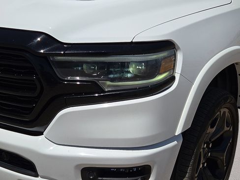 Used 2023 RAM 1500 Limited AWD/4WD image 9