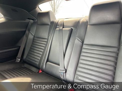 Used 2014 Dodge Challenger SXT Plus image 28
