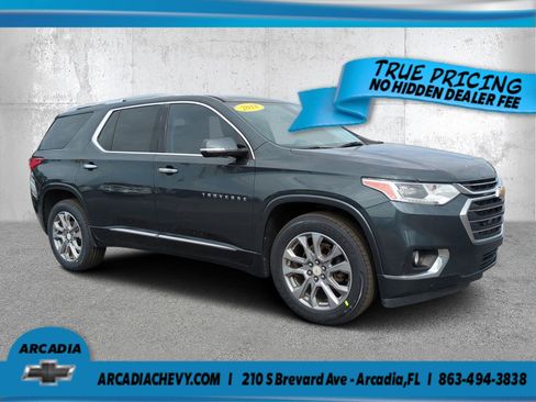 Used 2018 Chevrolet Traverse Premier FWD image 1