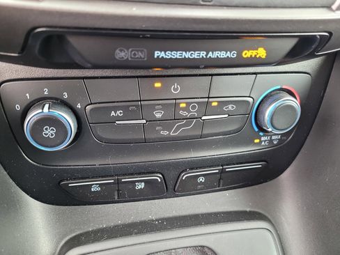 Used 2020 Ford Transit Connect XL image 19