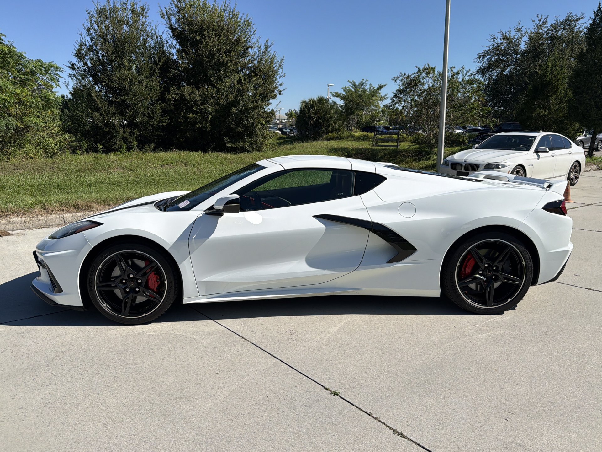 Used 2023 Chevrolet Corvette Stingray Preferred Cpe w/ Z51 Performance Package RWD image 7
