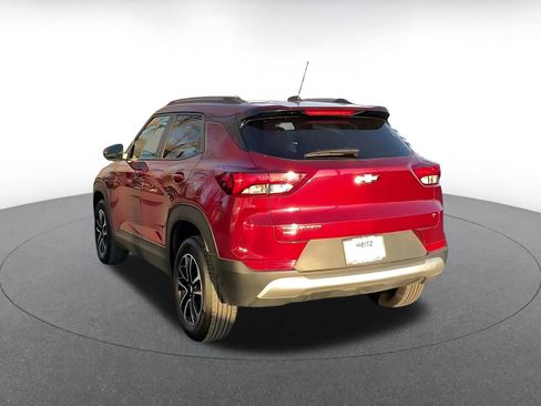 Used 2025 Chevrolet TrailBlazer LT image 11