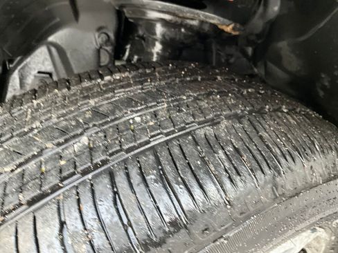 Certified 2025 Subaru Forester Limited image 35