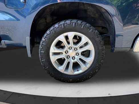 Used 2023 Chevrolet Silverado 1500 LTZ AWD/4WD image 34
