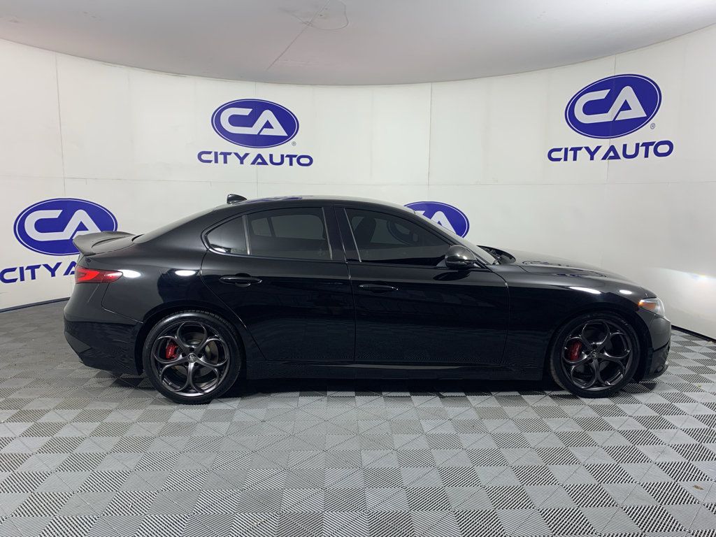 Used 2019 Alfa Romeo Giulia w/ Quick Order Package 22K Sport RWD image 2