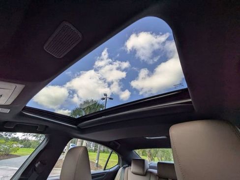 Used 2025 Lexus ES 350 w/ Premium Package FWD image 23