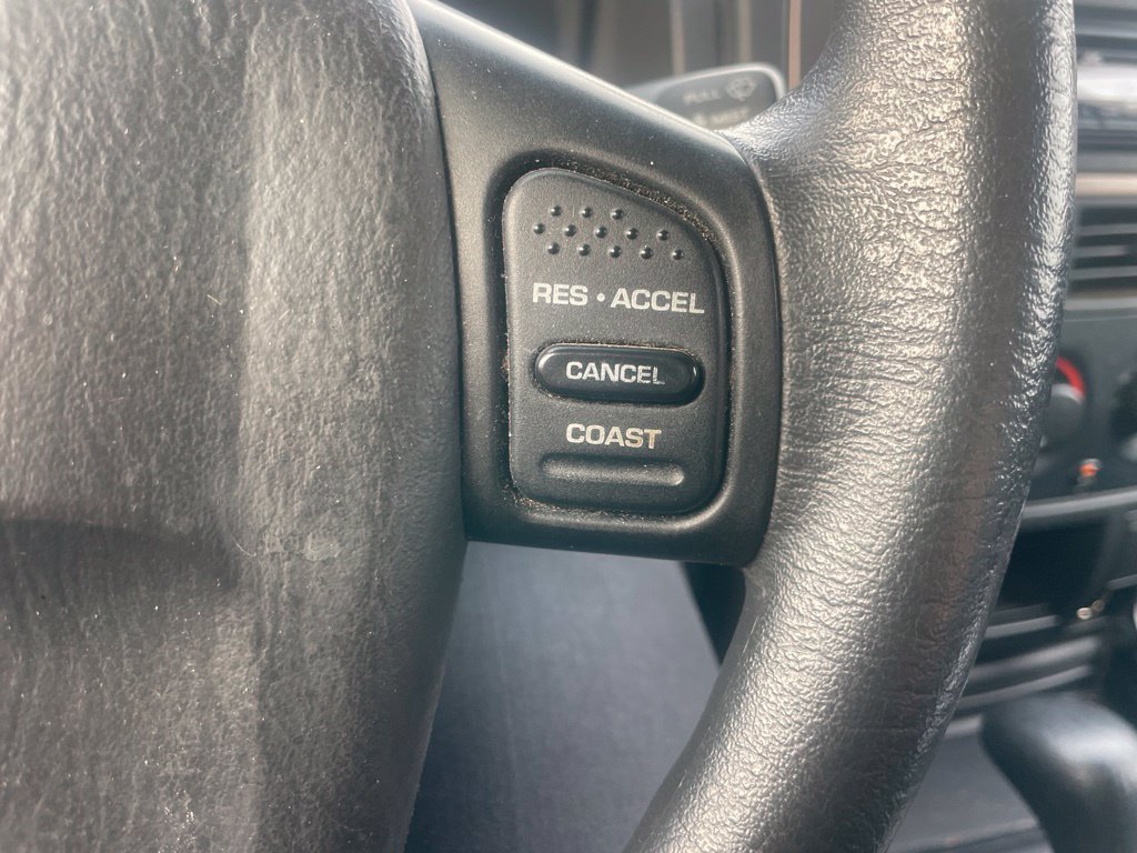 Used 2004 Jeep Grand Cherokee Laredo w/ Convenience Group AWD/4WD image 20