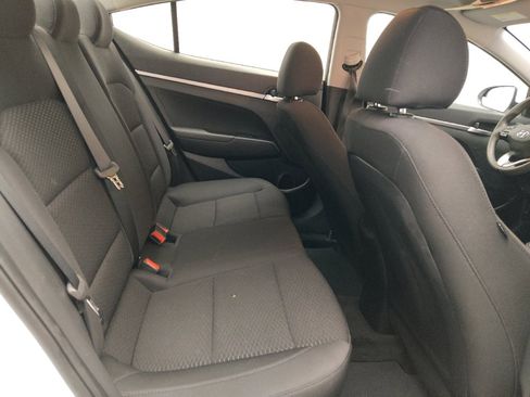 Used 2019 Hyundai Elantra SE w/ Cargo Package image 19