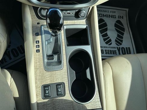 Used 2024 Nissan Murano SL w/ Cargo Package image 17