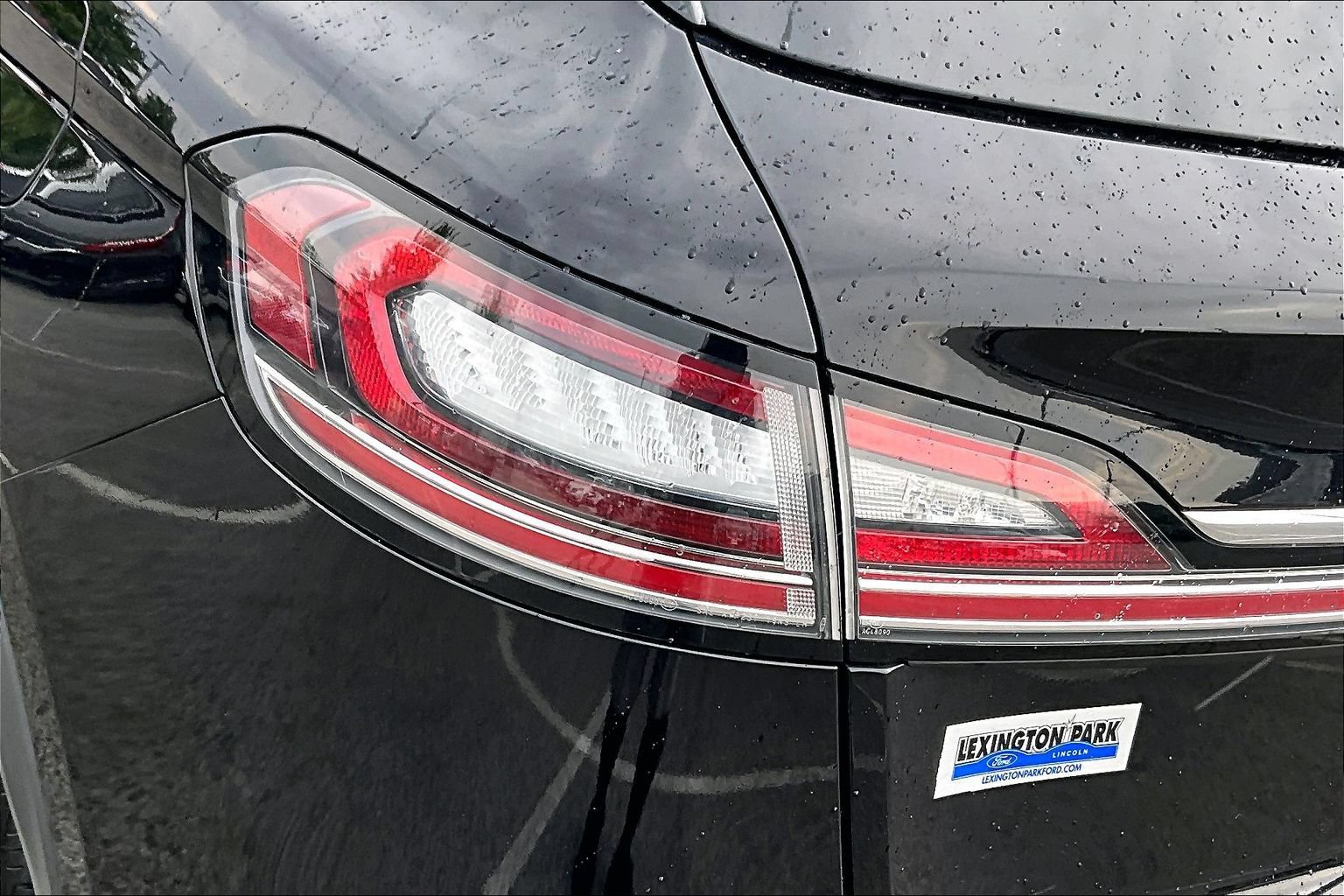 Used 2019 Lincoln Nautilus Reserve AWD/4WD image 23