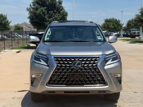 Used 2023 Lexus GX 460 Premium AWD/4WD image 2