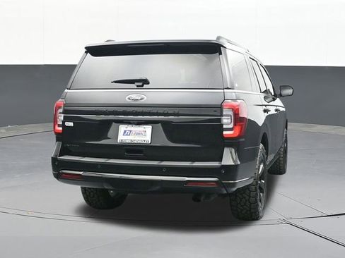 Used 2024 Ford Expedition Limited AWD/4WD image 13