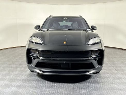 Certified 2026 Porsche Macan GTS Electric AWD/4WD image 10