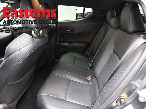 Used 2019 Toyota C-HR Limited FWD image 19