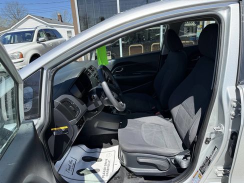Used 2012 Kia Rio LX w/ PWR Pkg image 11