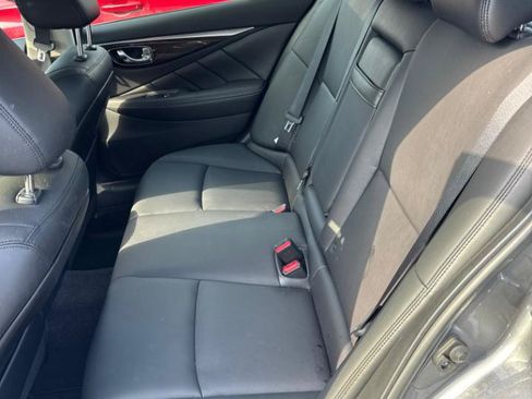 Used 2018 INFINITI Q50 Luxe w/ Cargo Package (L95) AWD/4WD image 8