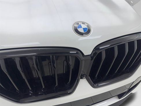 Used 2021 BMW X6 M50i w/ Executive Package image 26