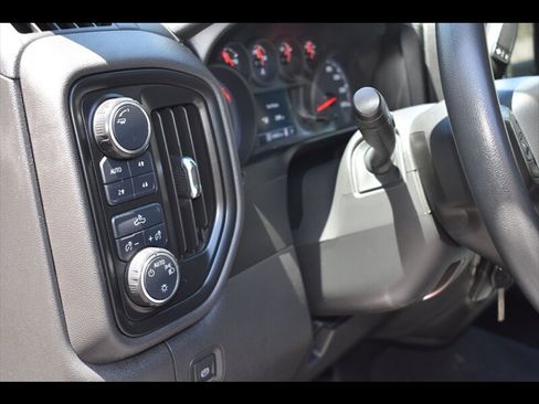 Used 2020 Chevrolet Silverado 1500 Custom Trail Boss AWD/4WD image 14