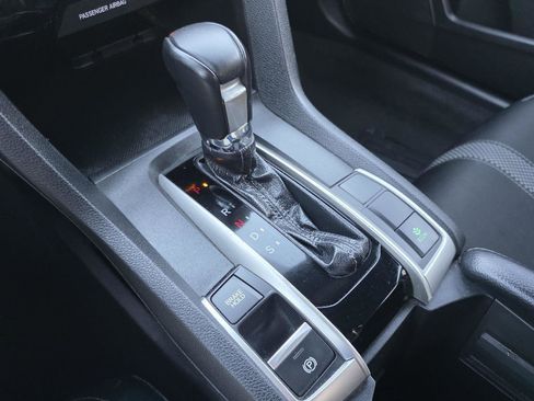 Used 2021 Honda Civic Sport image 16