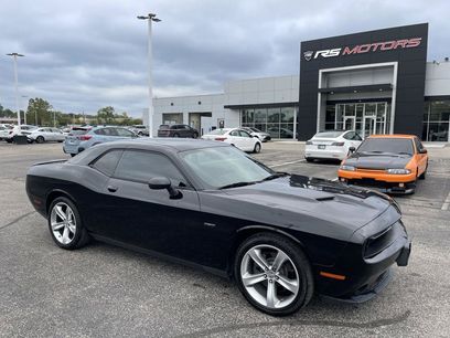 Used 2016 Dodge Challenger R/T w/ Sound Group