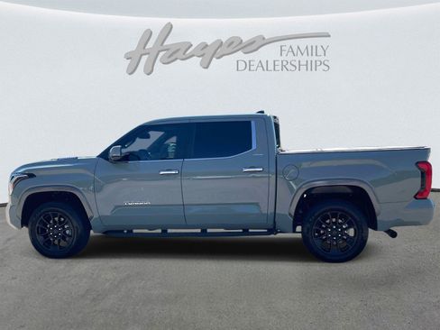 Used 2024 Toyota Tundra Limited w/ Power Package AWD/4WD image 6