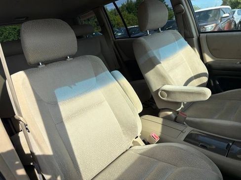 Used 2002 Toyota Highlander 4WD V6 image 28