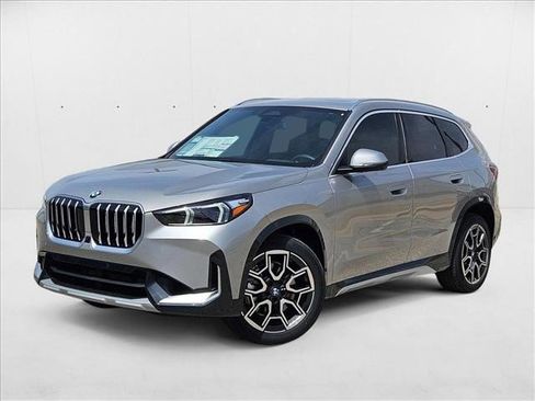 Used 2025 BMW X1 xDrive28i w/ Premium Package image 1