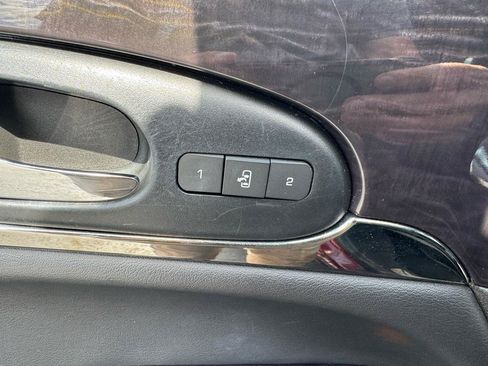 Used 2017 Buick Enclave Premium w/ Experience Buick Package AWD/4WD image 16