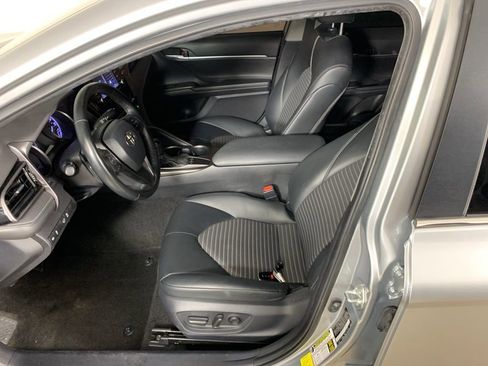 Used 2023 Toyota Camry SE w/ Convenience Package image 25