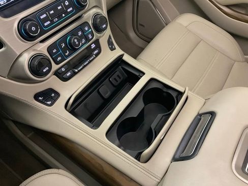 Used 2020 GMC Yukon Denali w/ Open Road Package AWD/4WD image 14