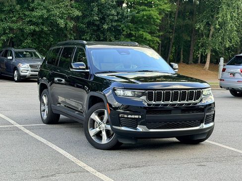Used 2021 Jeep Grand Cherokee L Limited AWD/4WD image 4