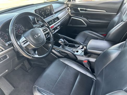 Used 2020 Kia Telluride S FWD image 27