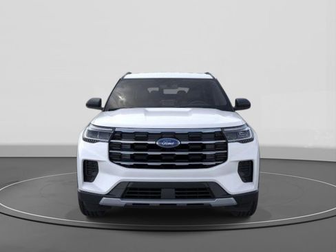 New 2026 Ford Explorer Active RWD image 6