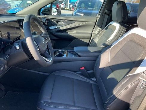 New 2025 Chevrolet Blazer EV LT image 2