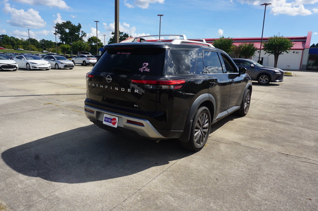 Used 2024 Nissan Pathfinder SL w/ SL Premium Package FWD image 26