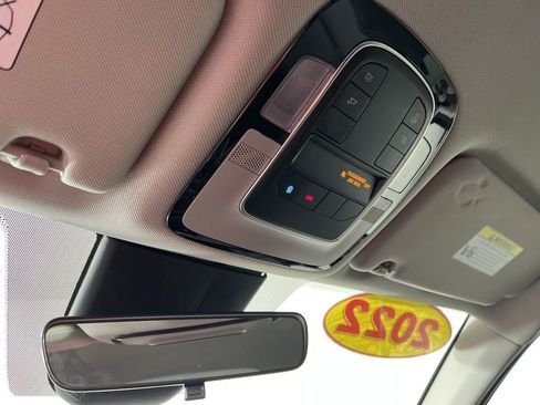 Used 2022 Hyundai Santa Fe SEL w/ Cargo Package image 23