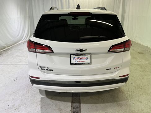 Used 2022 Chevrolet Equinox RS w/ RS Leather Package image 10