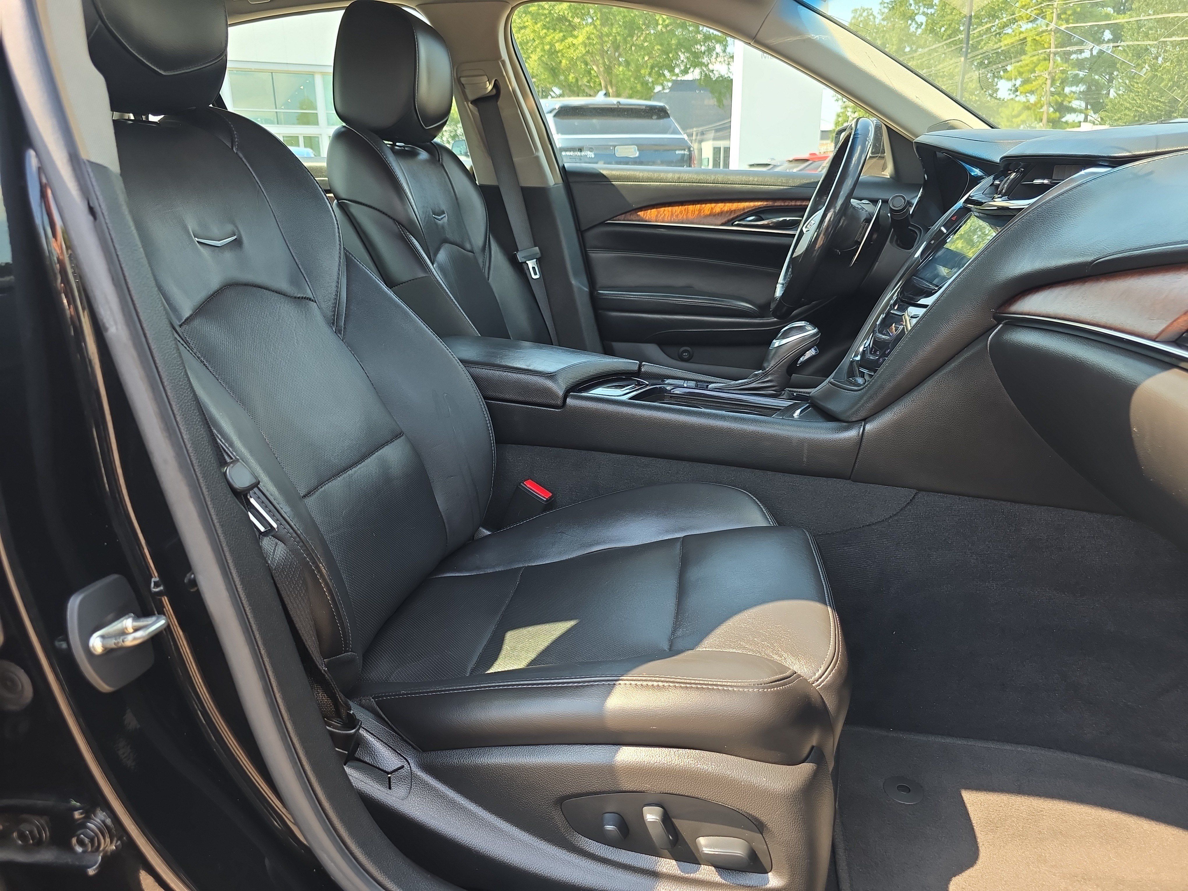 Used 2019 Cadillac CTS AWD Sedan w/ Seating Package image 15