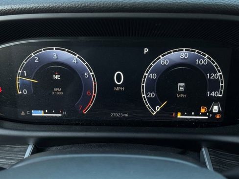 Used 2023 Jeep Wagoneer Series III w/ Convenience Group I image 15