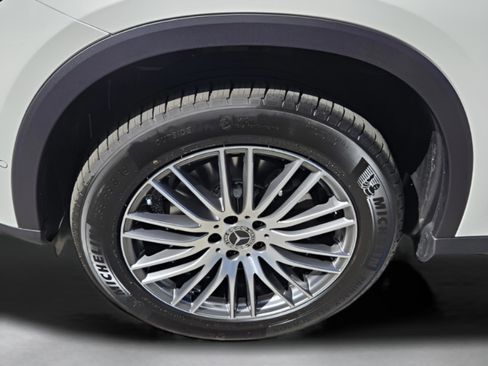 New 2026 Mercedes-Benz GLC 300 image 42