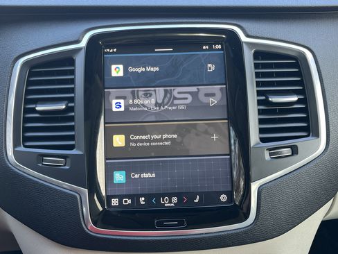 Used 2023 Volvo XC90 B5 Core w/ Protection Package Premier image 6