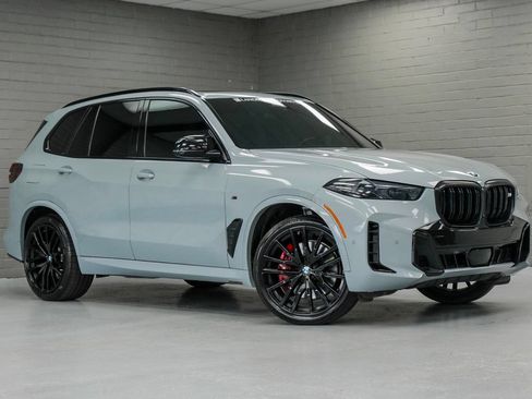 Used 2025 BMW X5 M60i AWD/4WD image 1
