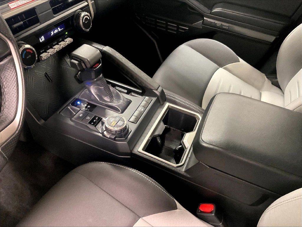Used 2025 Toyota Tacoma 4x4 Double Cab Hybrid image 20