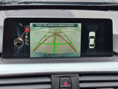 Used 2016 BMW 328i xDrive Sedan AWD/4WD image 17