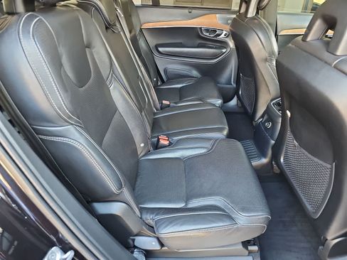 Used 2016 Volvo XC90 T8 Inscription AWD/4WD image 16