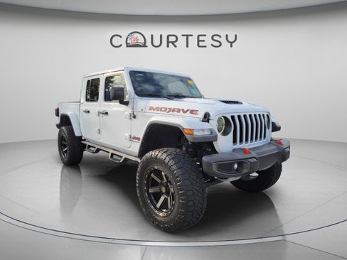 Used 2023 Jeep Gladiator Mojave w/ Trailer Tow Package AWD/4WD image 4