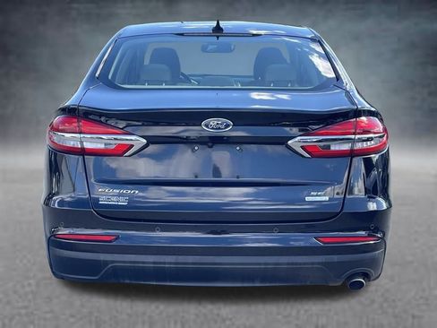 Used 2019 Ford Fusion SE image 20