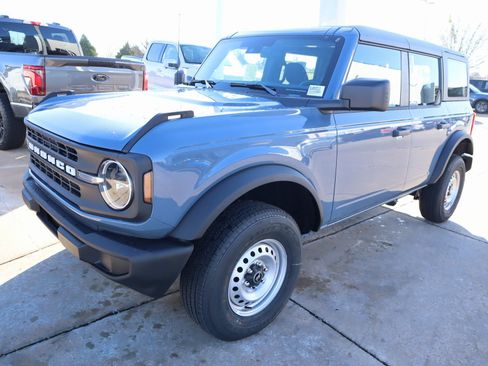 New 2025 Ford Bronco 4-Door AWD/4WD image 10